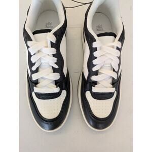 Wild Fable Women’s Sneakers Size 8 Black White Platform Lace Up Casual Shoes NWT